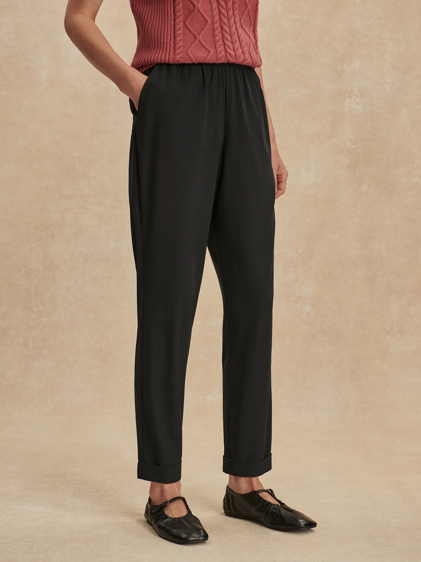 Alana 2.0 Tapered Leg Pant 29 - Image 4