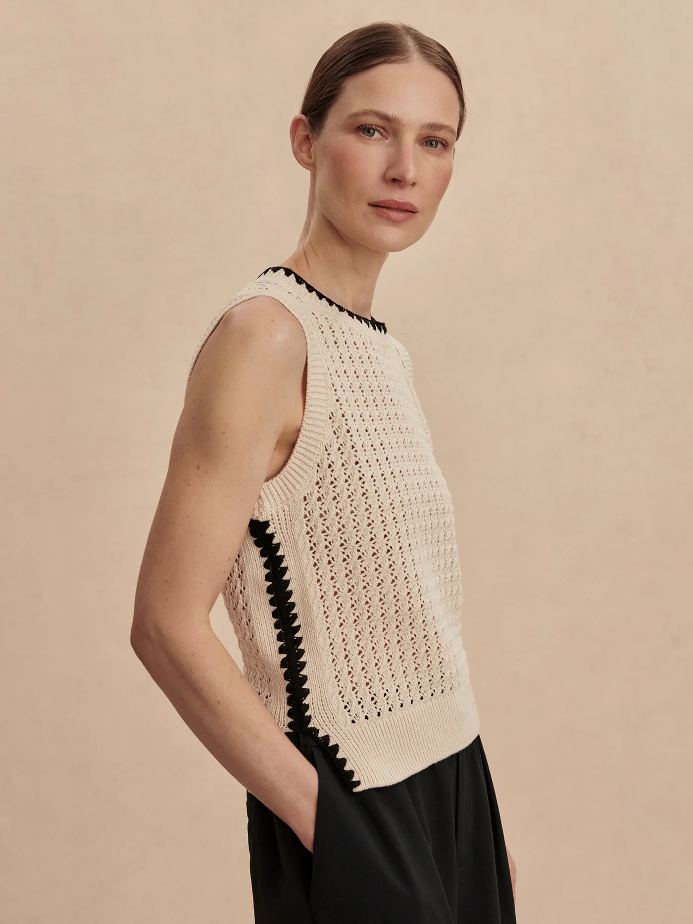 Delaney Knit Vest - Image 17