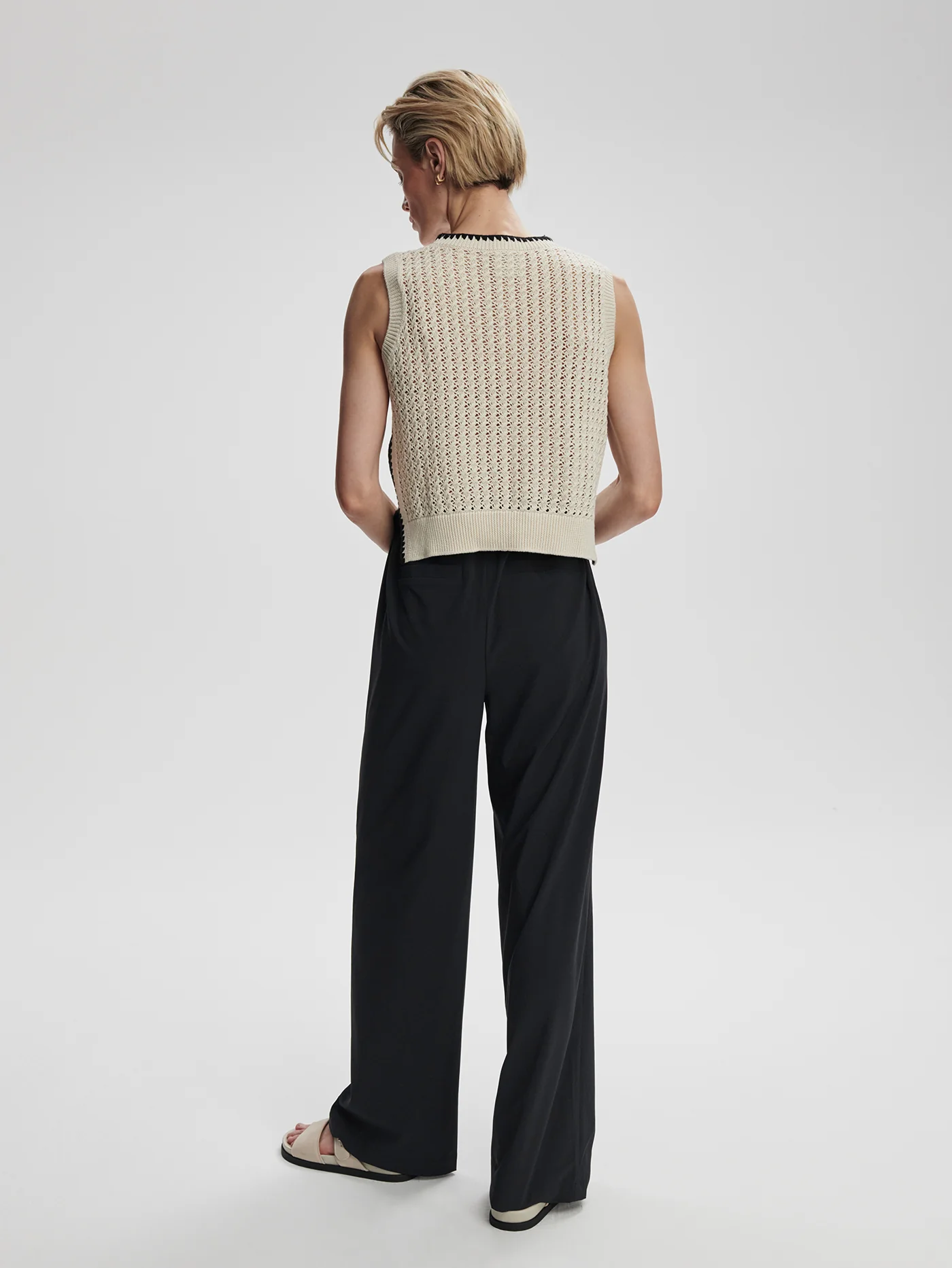 Delaney Knit Vest - Image 21