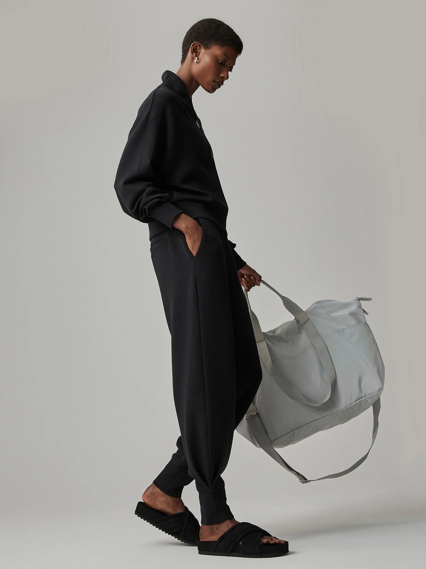 Montlake Weekend Bag - Image 14