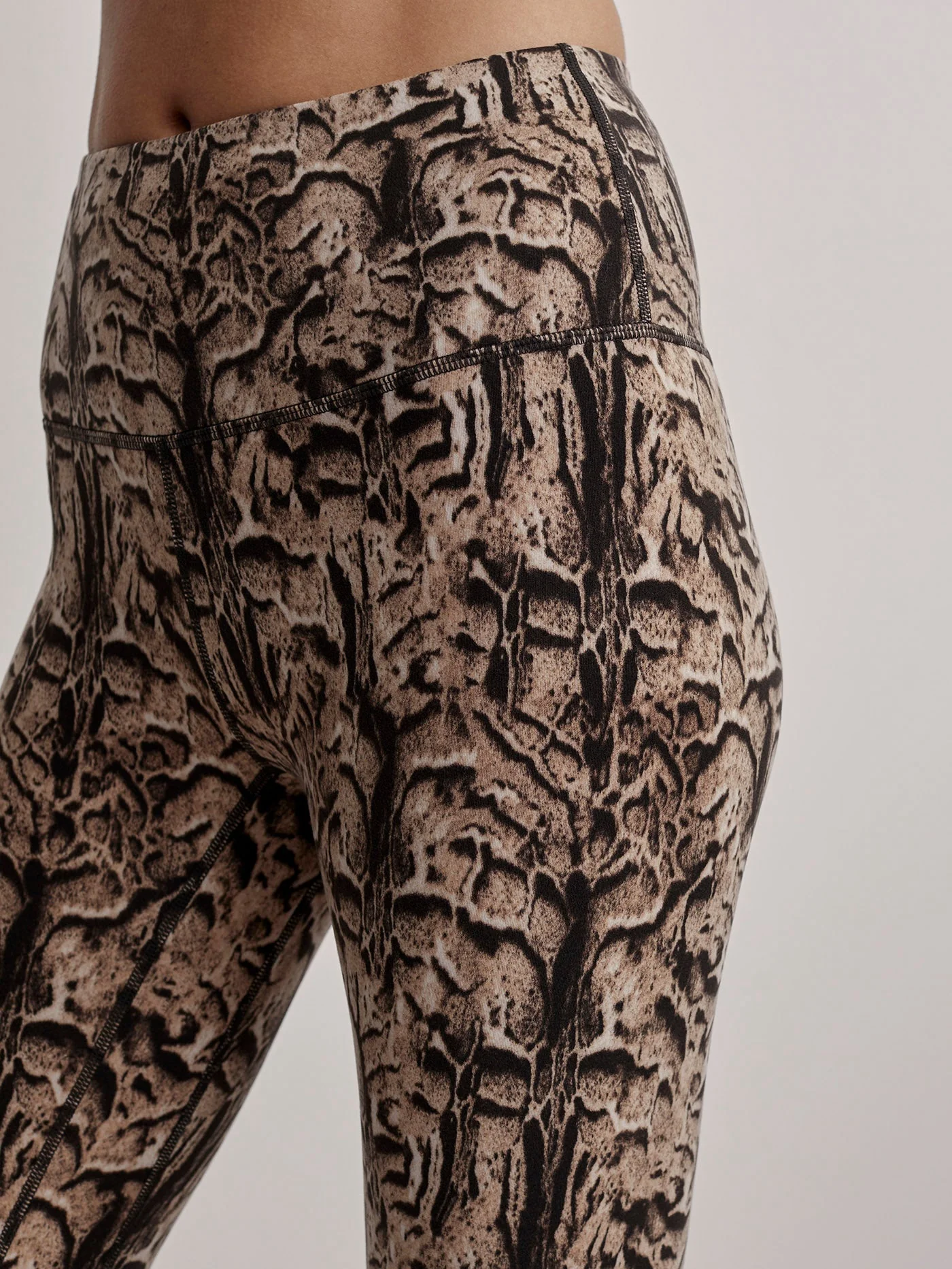 Move High Rise Legging 25 - Image 25