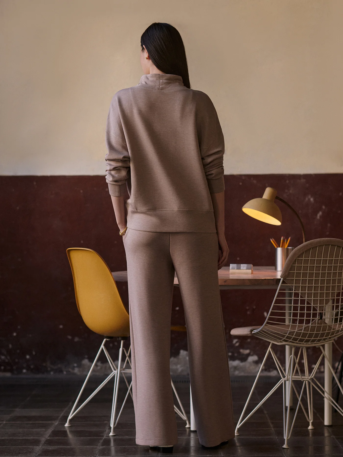 Oakdale Sweat - Image 11