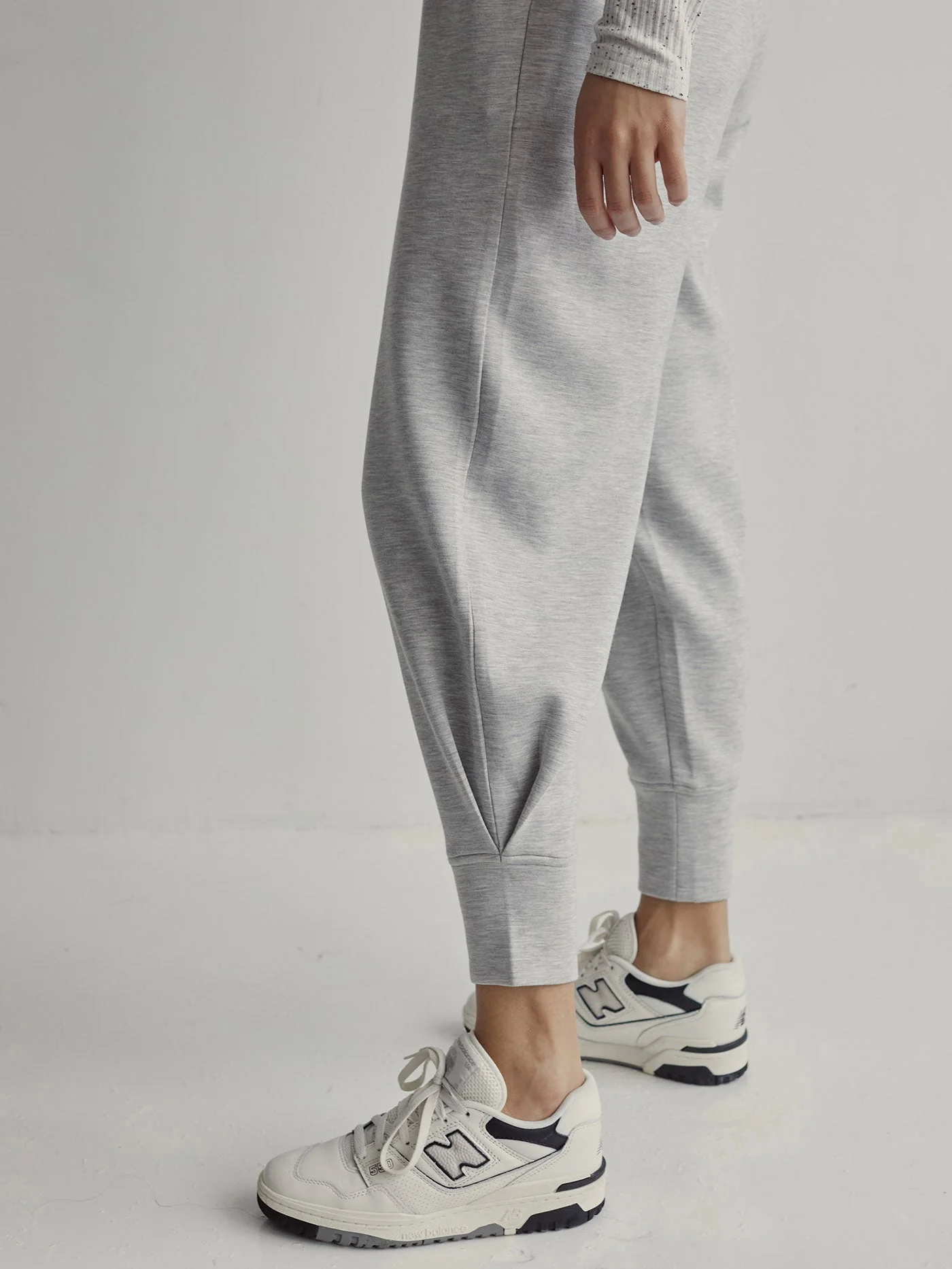 The Relaxed Pant 27.5 - Image 11