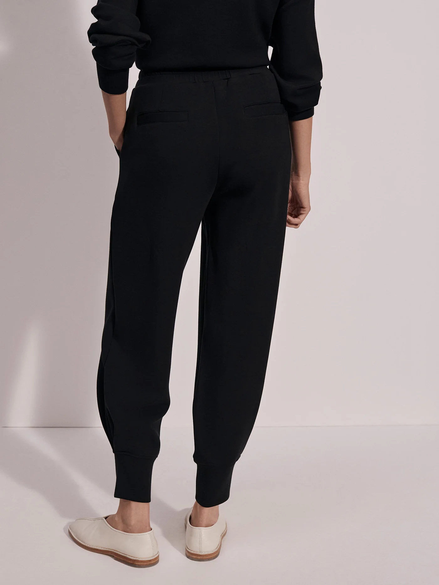 The Relaxed Pant 27.5 - Image 3