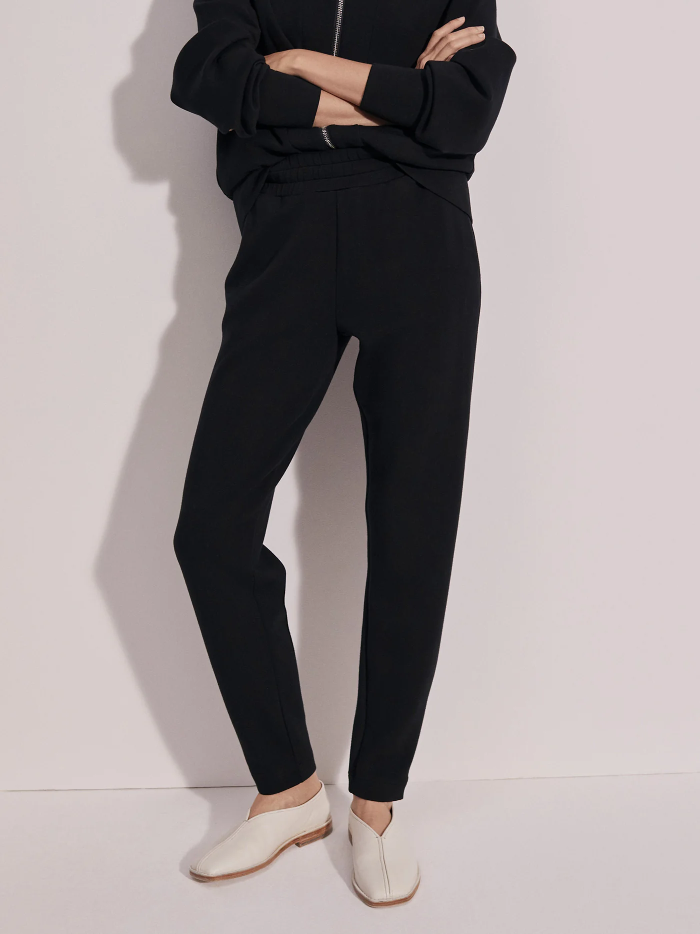 The Slim Zip Hem Pant 29.5 - Image 3