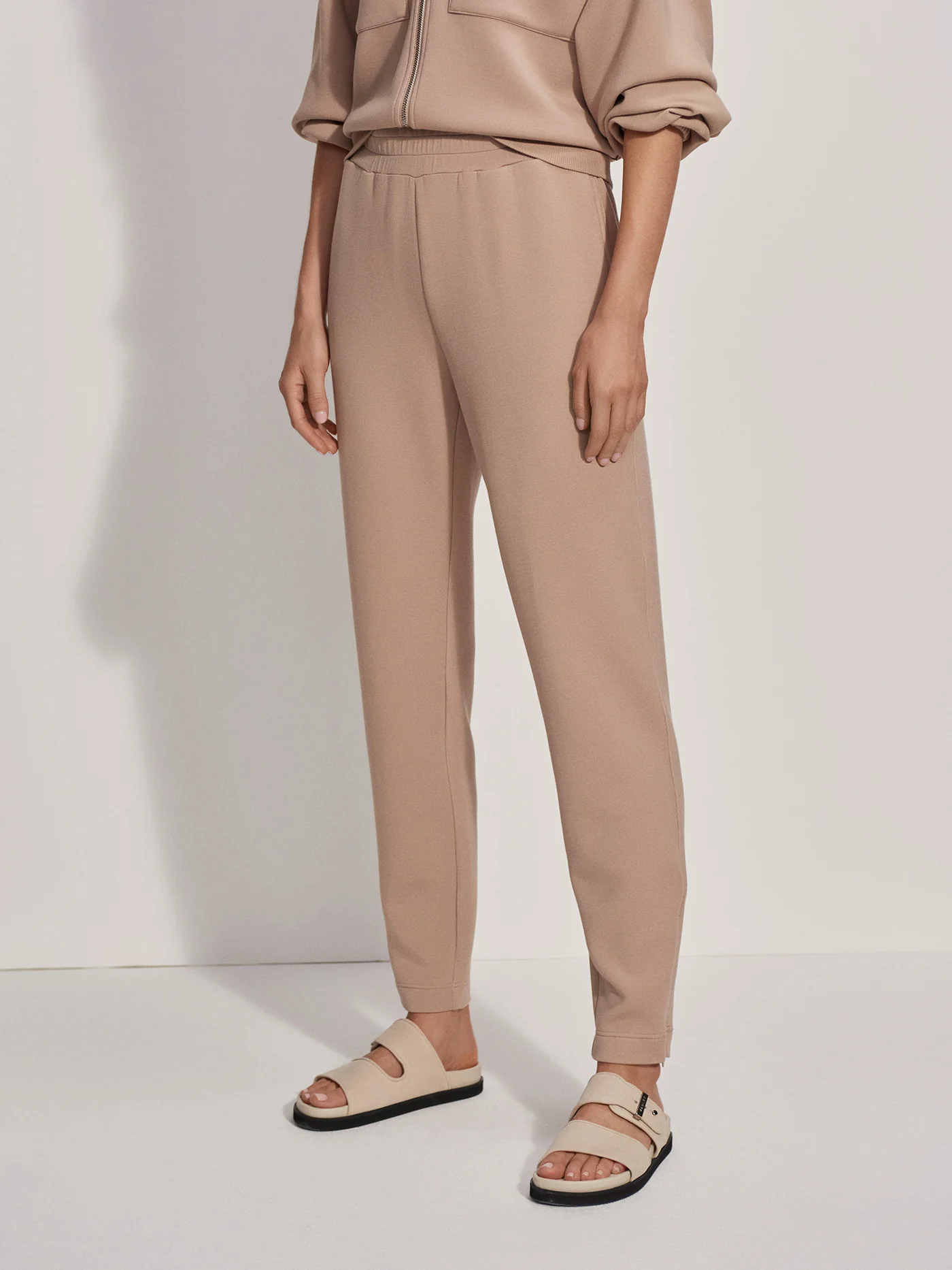 The Slim Zip Hem Pant 29.5 - Image 7